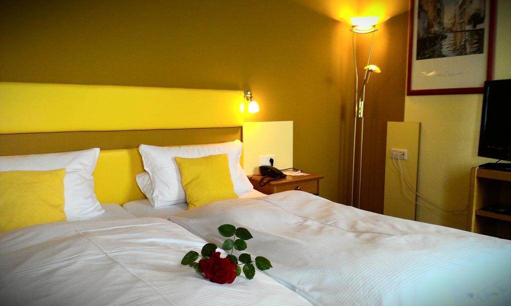 Hotel Zur Post Шенберг Номер фото